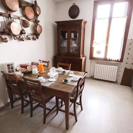 Alla Liberty Bed & Breakfast Bed & Breakfast