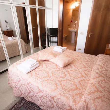 Liberty Bed & Breakfast 2*